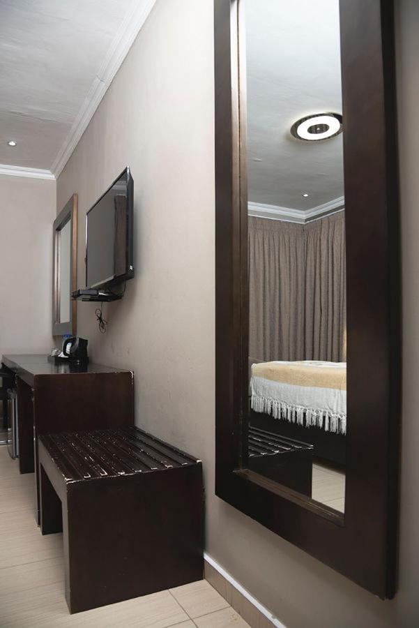 Peaconwood Boutique Villa Palapye Esterno foto