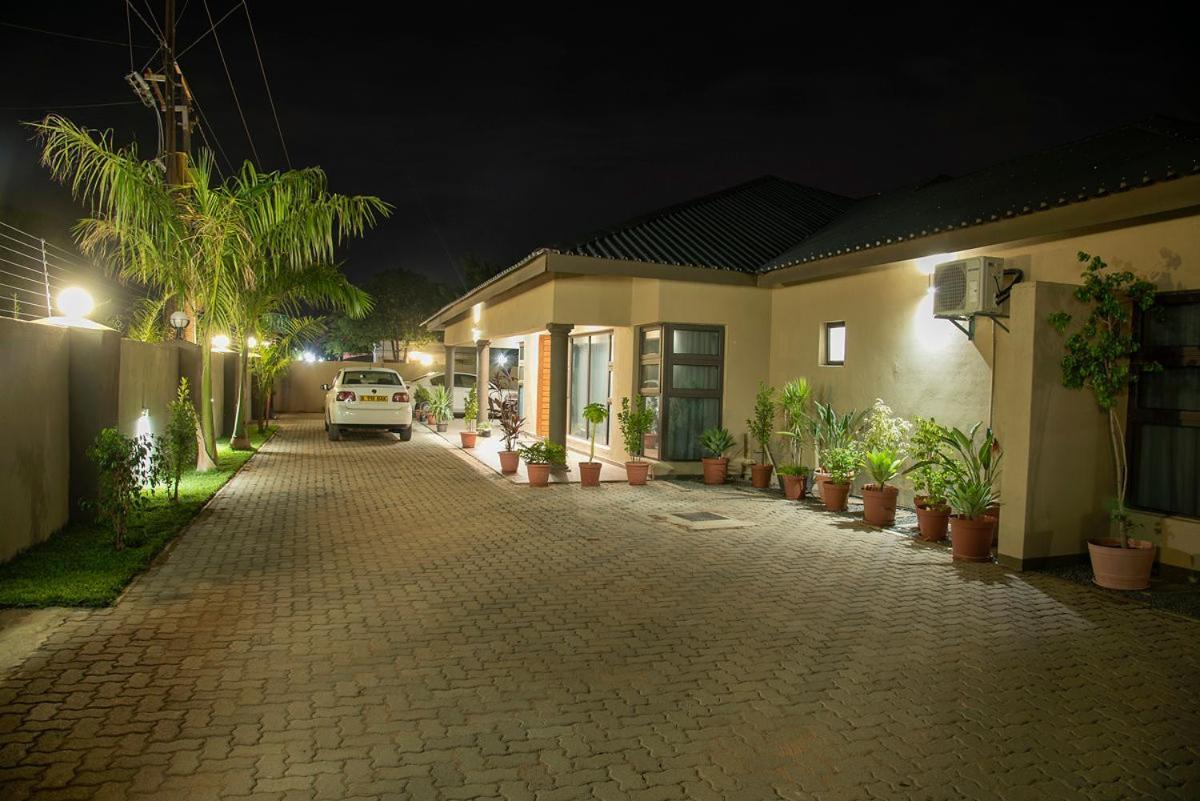 Peaconwood Boutique Villa Palapye Esterno foto