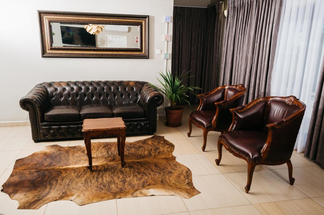 Peaconwood Boutique Villa Palapye Esterno foto