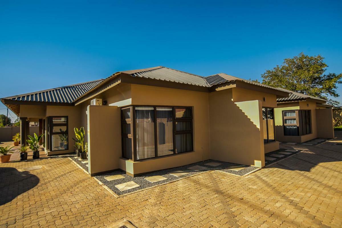 Peaconwood Boutique Villa Palapye Esterno foto