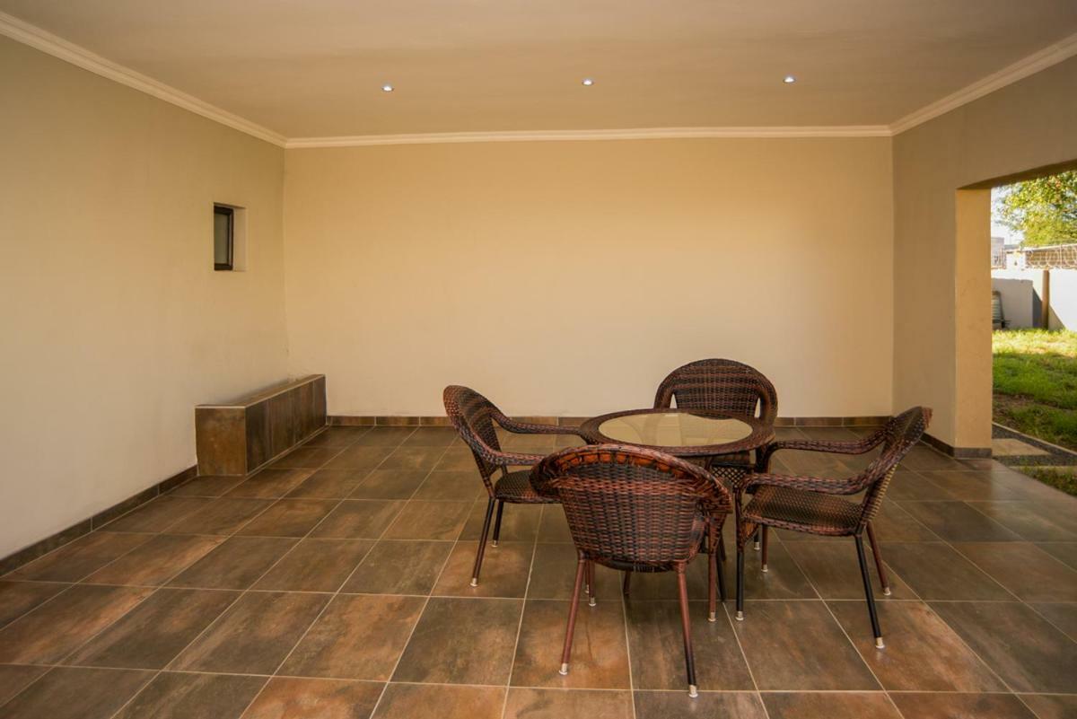 Peaconwood Boutique Villa Palapye Esterno foto