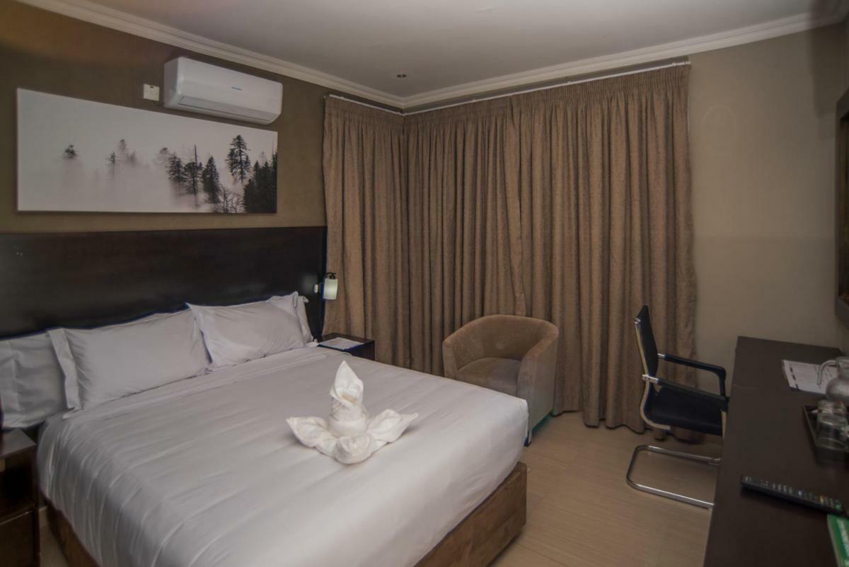 Peaconwood Boutique Villa Palapye Esterno foto