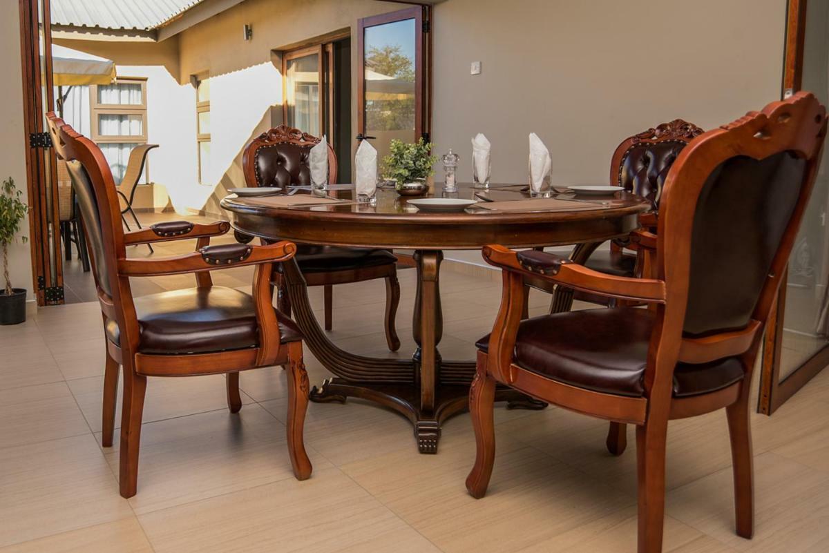 Peaconwood Boutique Villa Palapye Esterno foto
