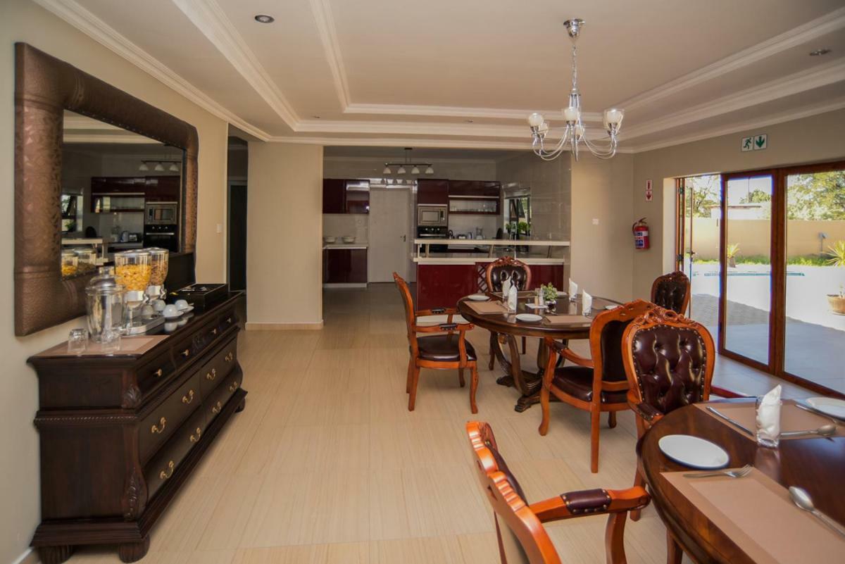 Peaconwood Boutique Villa Palapye Esterno foto